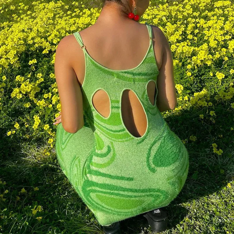 2021 European and American new personality design whirlpool knitted tie dye sling bag hip dress long skirt, Multi
2021 European and American new personality design whirlpool knitted tie dye sling bag hip dress long skirt, Multi
