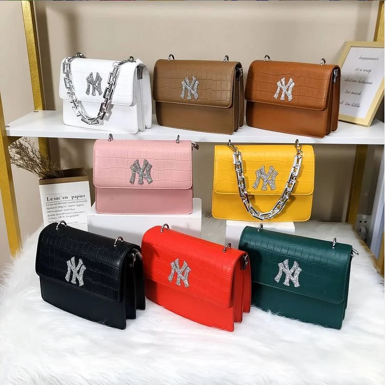 2021 Wholesale Sling Luxury Designer Famous Brands NY Hat and Purse Set Bags Women Handbags Ladies for Women, Accept customized
2021 Wholesale Sling Luxury Designer Famous Brands NY Hat and Purse Set Bags Women Handbags Ladies for Women, Accept customized