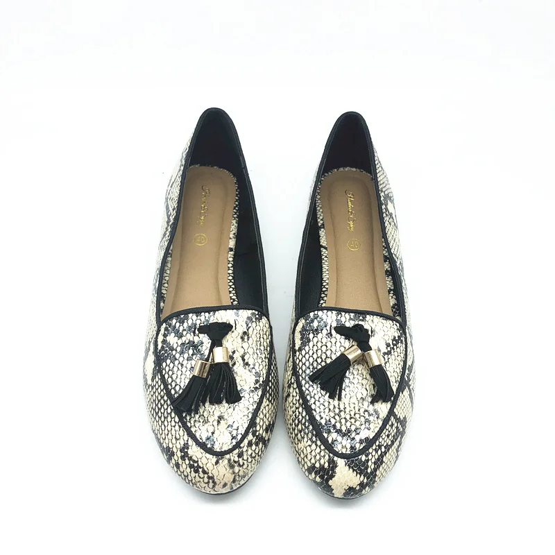 wholesale lovely office comfortable fashion flat cheap shoes for women, As picture show or customized
wholesale lovely office comfortable fashion flat cheap shoes for women, As picture show or customized