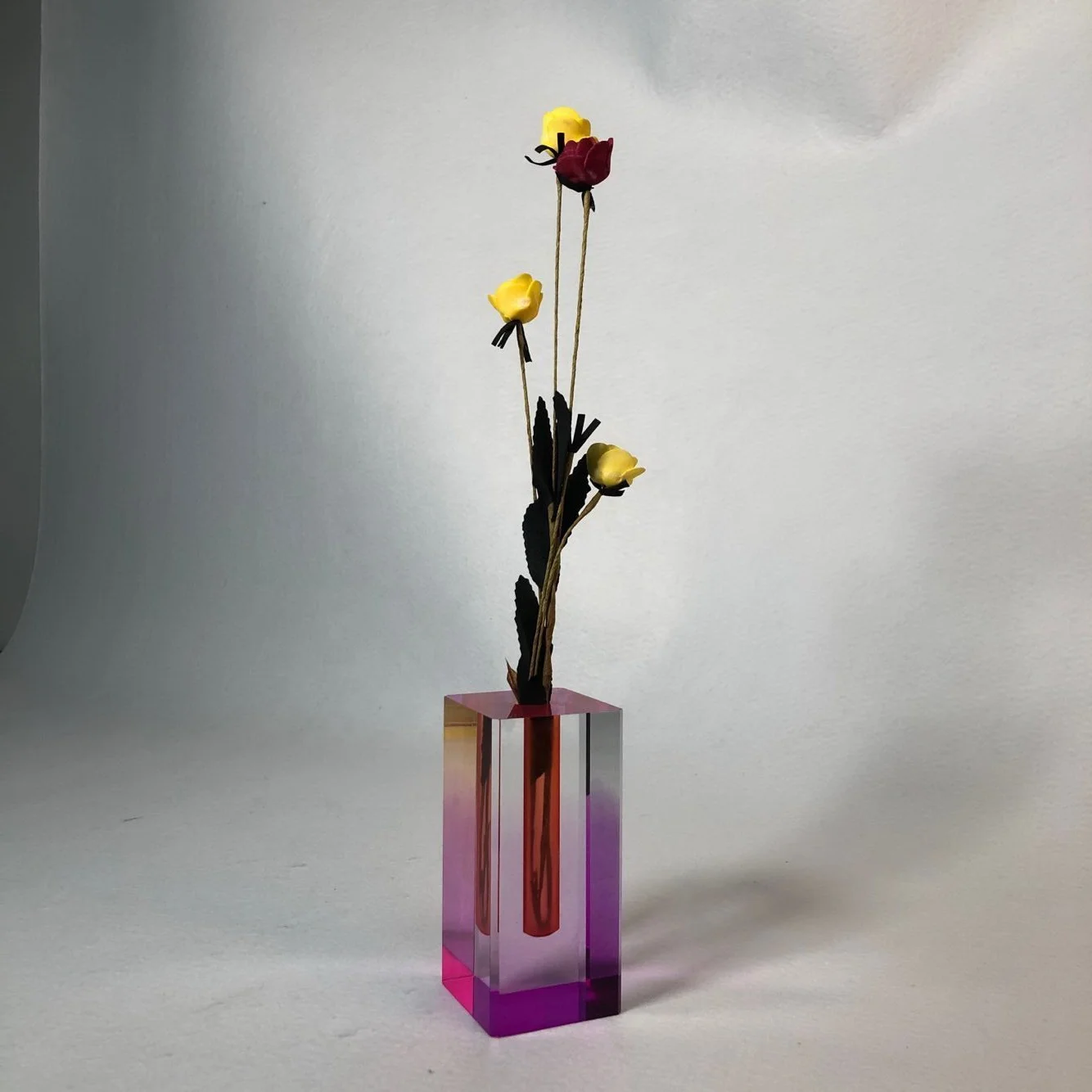 Fast Shipping Customized Home Decoration Creative Custom Tall Acrylic Plastic Vase, Customzied
Fast Shipping Customized Home Decoration Creative Custom Tall Acrylic Plastic Vase, Customzied