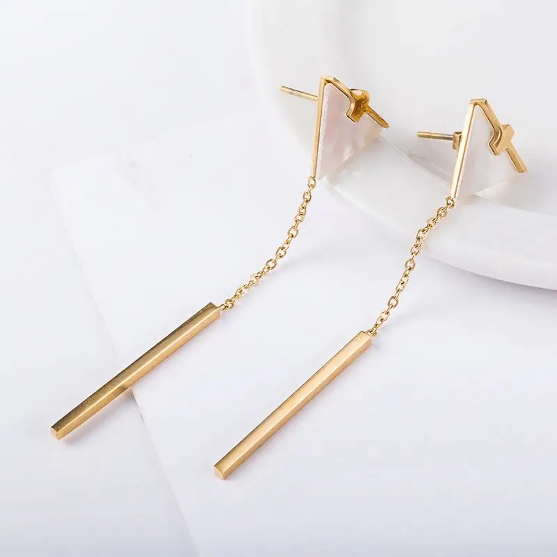 amazon hot sale earrings for women, dubai gold color plated Stainless Steel jewelry new fashion costume earring women
amazon hot sale earrings for women, dubai gold color plated Stainless Steel jewelry new fashion costume earring women
