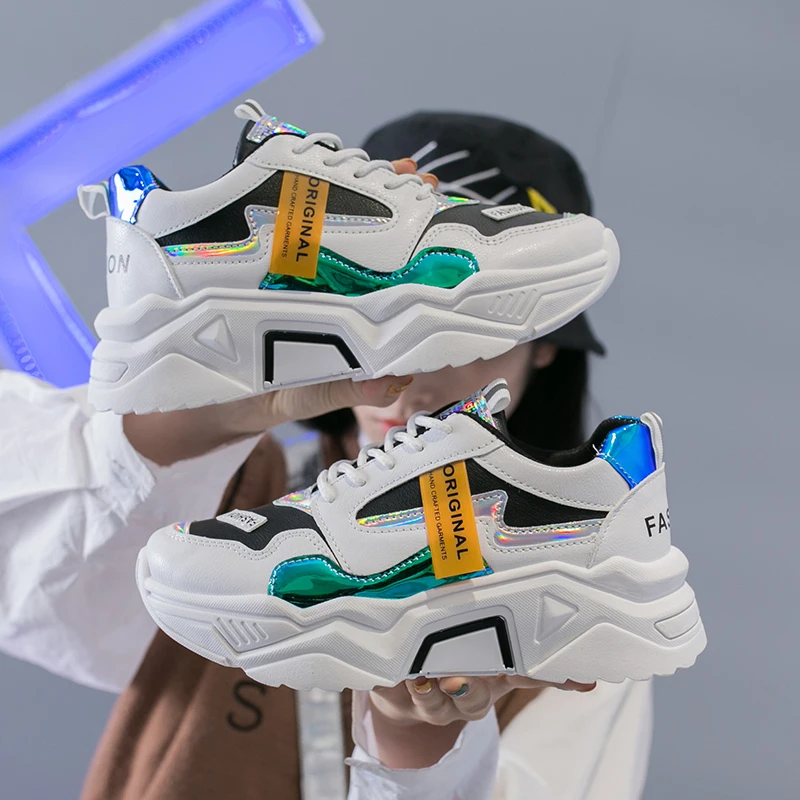 2021 Design New women Sneakers students sport shoe version base thick bottom small white causal shoes girl, White+black +pink
2021 Design New women Sneakers students sport shoe version base thick bottom small white causal shoes girl, White+black +pink