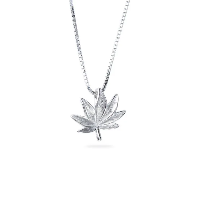2020 Hot Sale Delicate Chain Maple Necklace 925 Sterling Silver Maple Necklace For Girls
2020 Hot Sale Delicate Chain Maple Necklace 925 Sterling Silver Maple Necklace For Girls