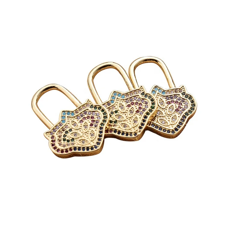 Wholesale Women Retro KC Gold Plated Zircon CZ Brass Lock Carabiner Jewelry Accessory for Bracelet Necklace Making
Wholesale Women Retro KC Gold Plated Zircon CZ Brass Lock Carabiner Jewelry Accessory for Bracelet Necklace Making