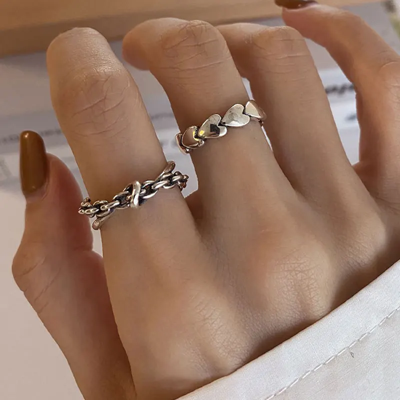 French Style Fashion Vintage Women Twist Finger Ring Silver Heart Ring Finger Decoration Jewelry Accessories
French Style Fashion Vintage Women Twist Finger Ring Silver Heart Ring Finger Decoration Jewelry Accessories