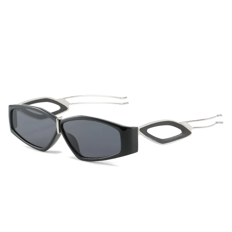 New Arrival Fashion Luxury Irregular sunglass Retro Small Frame Personality Metal Hollow sunglasses 2022
New Arrival Fashion Luxury Irregular sunglass Retro Small Frame Personality Metal Hollow sunglasses 2022