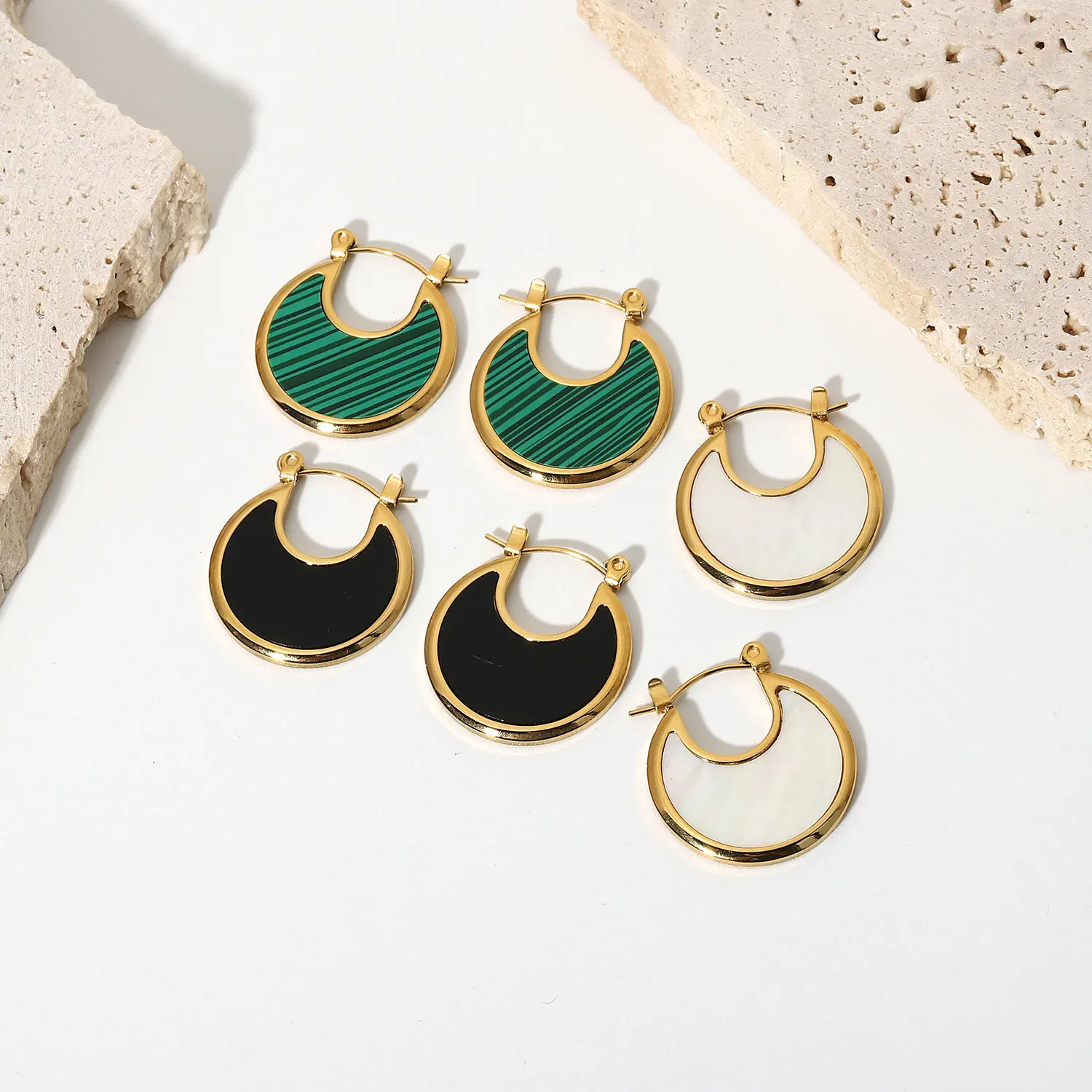 2021 Trendy Earring 18K Gold Plated Green Black White Stainless Steel Earring Dangle Earring Party Jewelry, Picture shows
2021 Trendy Earring 18K Gold Plated Green Black White Stainless Steel Earring Dangle Earring Party Jewelry, Picture shows