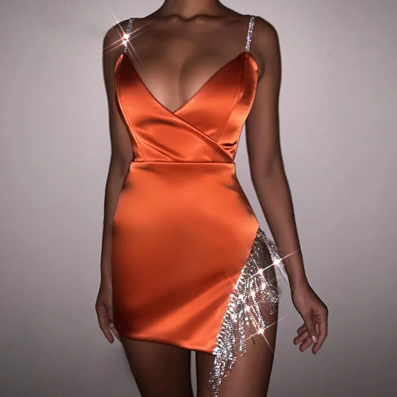 New Design Diamond Strap Zipper Sexy Fitted Slip Club Dresses With Rhinestone Tassel Ladies V-neck Party Dress For Women, Customized colors accept
New Design Diamond Strap Zipper Sexy Fitted Slip Club Dresses With Rhinestone Tassel Ladies V-neck Party Dress For Women, Customized colors accept