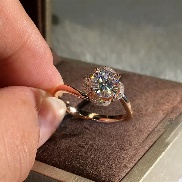 Fashion Heart Shaped Wedding Ring Female Engagement Ring Charm Jewelry Ring Party Gift
Fashion Heart Shaped Wedding Ring Female Engagement Ring Charm Jewelry Ring Party Gift