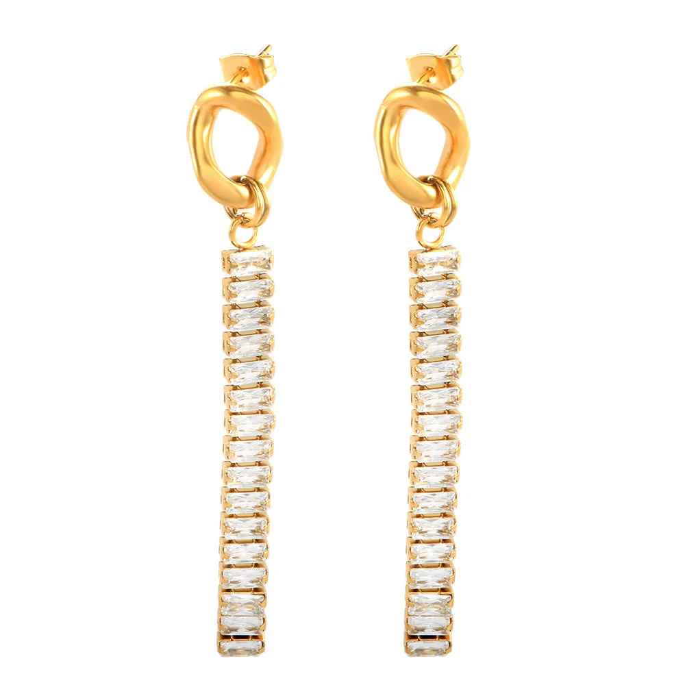 Luxury Square Zircon Stud Earrings Shiny Tassel Drop Full Zircon Chain Earrings For Women Fashion Wedding Jewelry, Gold color
Luxury Square Zircon Stud Earrings Shiny Tassel Drop Full Zircon Chain Earrings For Women Fashion Wedding Jewelry, Gold color