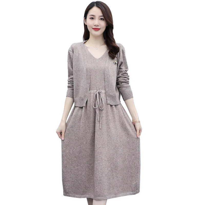 wholesale new arrival fashion lady v neck collect waist sleeveless long dress and short open front sweater set, Black
wholesale new arrival fashion lady v neck collect waist sleeveless long dress and short open front sweater set, Black