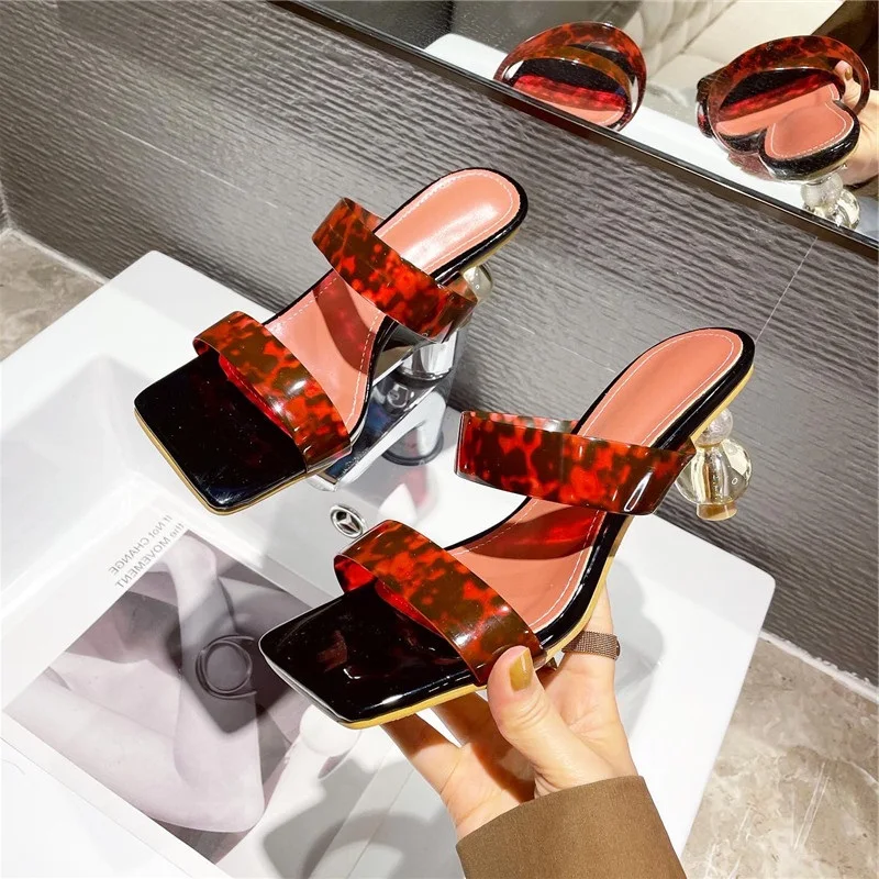 Summer Square Toe Ladies Slippers PVC Transparent Crystal Strange Style Clear high Heel Women shoes Leopard Grain slides Size 42
Summer Square Toe Ladies Slippers PVC Transparent Crystal Strange Style Clear high Heel Women shoes Leopard Grain slides Size 42