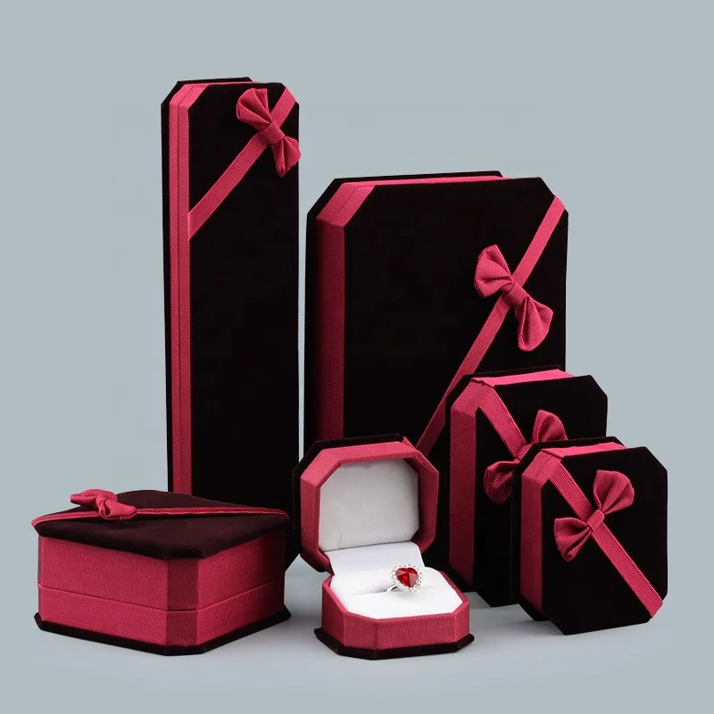 Flannel Jewelry Boxes For Jewelry Display-Rings Small Watches Necklaces Earrings Bracelet Gift Packaging Box, Customized
Flannel Jewelry Boxes For Jewelry Display-Rings Small Watches Necklaces Earrings Bracelet Gift Packaging Box, Customized