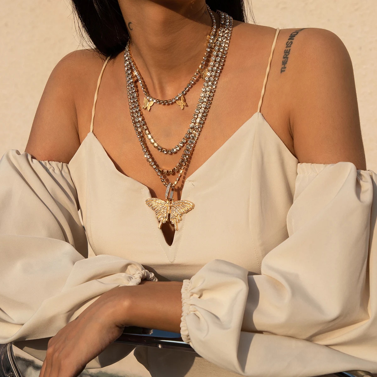 SHIXIN Luxury Layer Bing Iced out Tennis Necklace Cubic Zirconia Butterfly Necklace for Women collar Men Hip hop Jewelry
SHIXIN Luxury Layer Bing Iced out Tennis Necklace Cubic Zirconia Butterfly Necklace for Women collar Men Hip hop Jewelry