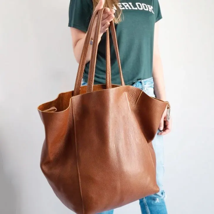 2021 Fashion Soft Leather Tote Bag Large Capacity Women Shoulder Handbag Brown Oversize Gorgeous Leather Tote Travel Bag
2021 Fashion Soft Leather Tote Bag Large Capacity Women Shoulder Handbag Brown Oversize Gorgeous Leather Tote Travel Bag