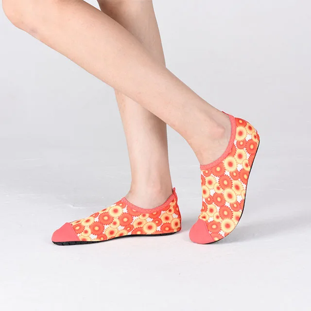 50% OFF Orange Color River Seaside Kayak Swimming Socks Shoes Customize Quick Drying Beach Aqua Water Skin Shoes, As picture
50% OFF Orange Color River Seaside Kayak Swimming Socks Shoes Customize Quick Drying Beach Aqua Water Skin Shoes, As picture