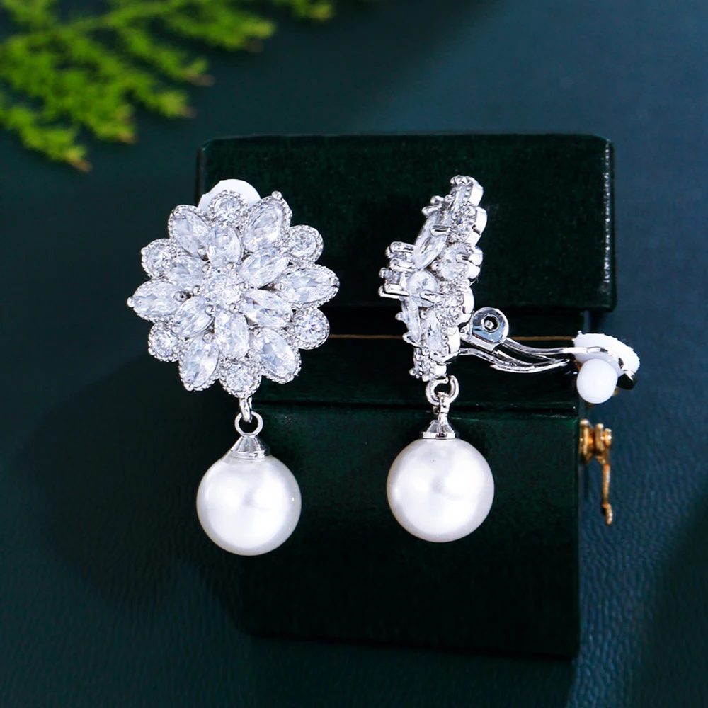 

No Piercing White CZ Crystal Dangle Drop Pearl Flower Clip on Earrings Non Hole Pierced Ear Jewelry for Women Party Accessories