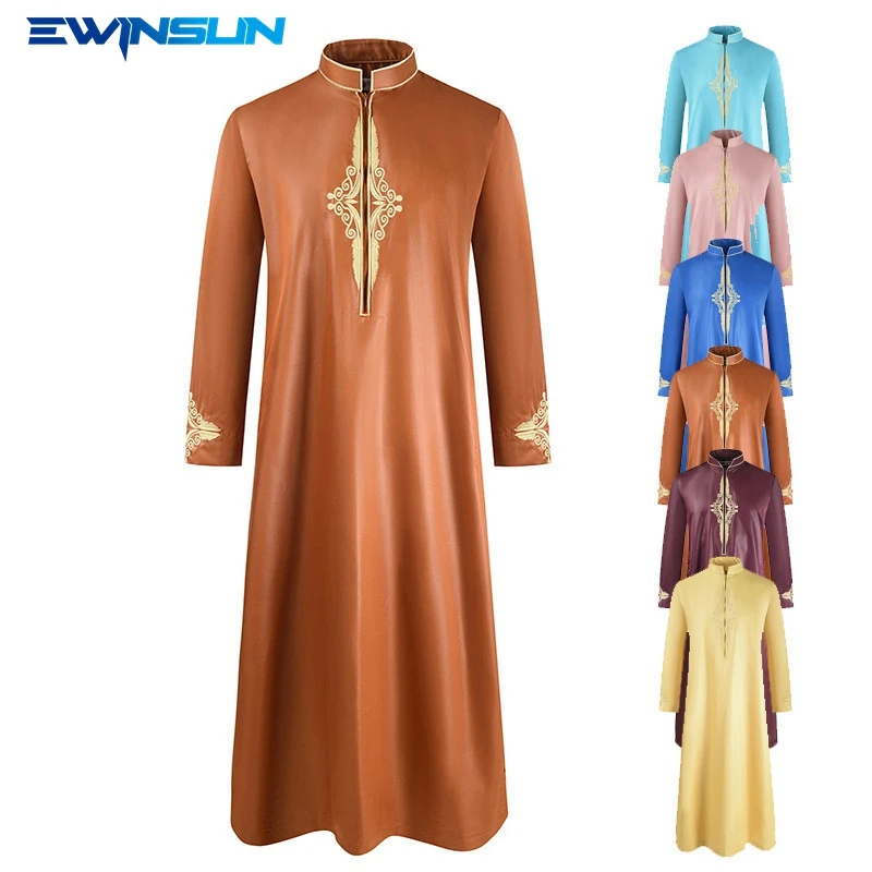 New Islamic Men's robe solid color embroidered Middle East Muslim long sleeved robe Polyester dubai Casual thobe Muslim
New Islamic Men's robe solid color embroidered Middle East Muslim long sleeved robe Polyester dubai Casual thobe Muslim