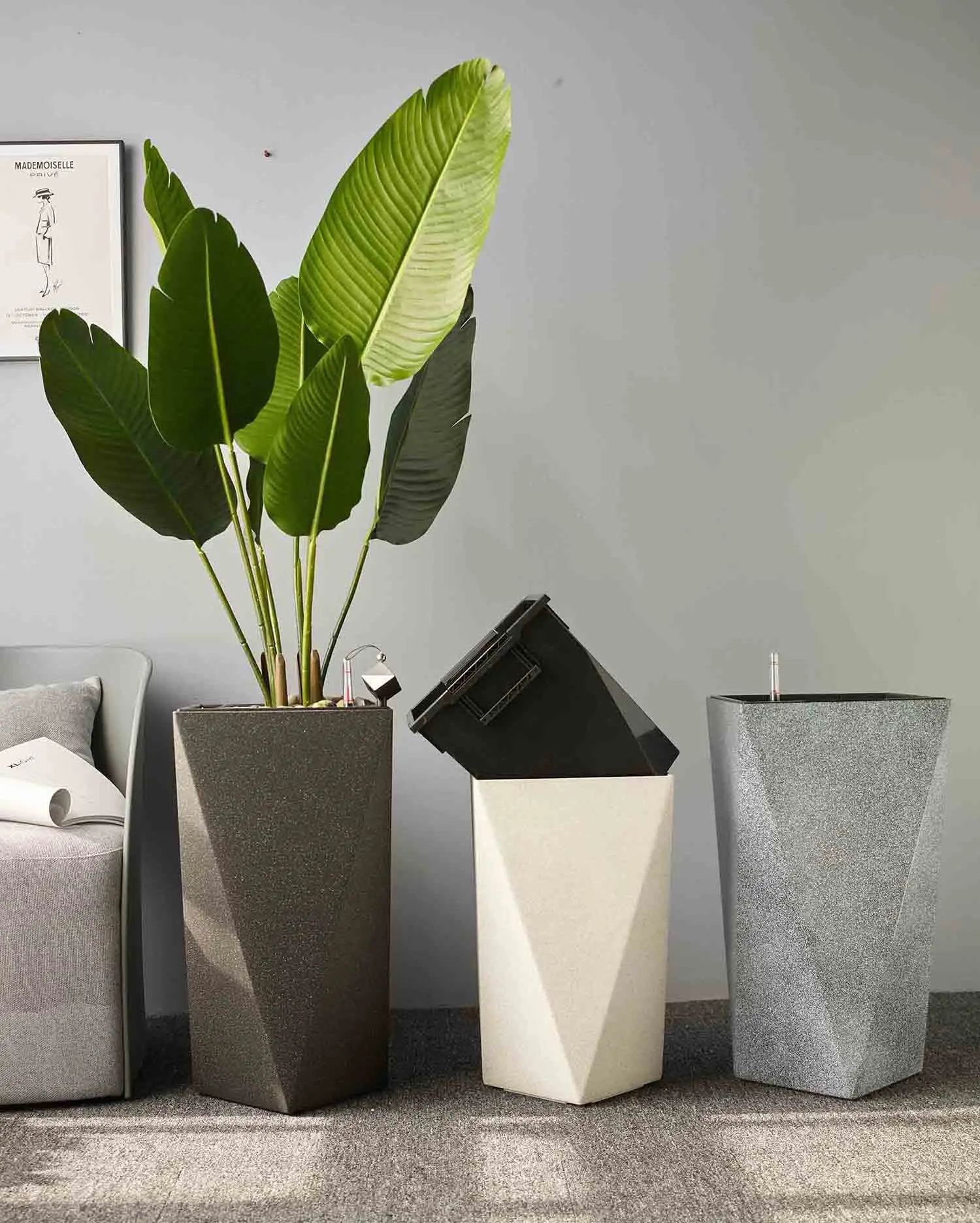 New type Morden hotel Large plastic flower plant pot self watering Floor garden balcony flowerpot for herbs trees, As picture or customized
New type Morden hotel Large plastic flower plant pot self watering Floor garden balcony flowerpot for herbs trees, As picture or customized