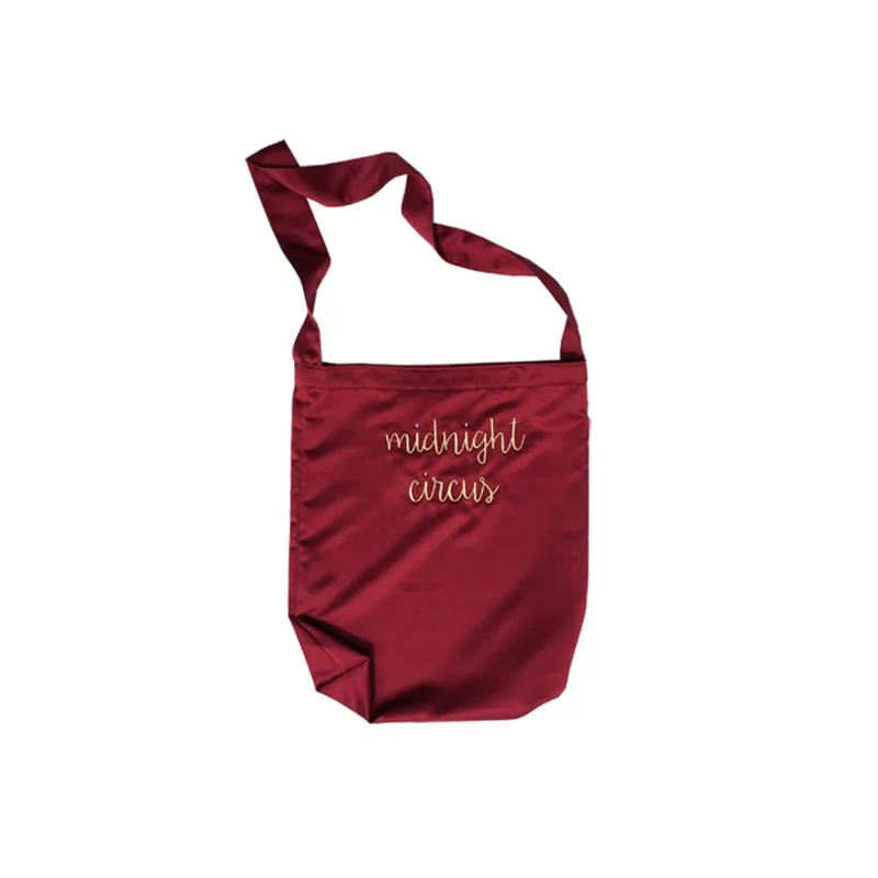 Custom Popular Embroidery Leisure Letter Satin Silk Foldable Shopping Tote Handbag Wholesale Velvet Casual Literary Shoulder Bag
Custom Popular Embroidery Leisure Letter Satin Silk Foldable Shopping Tote Handbag Wholesale Velvet Casual Literary Shoulder Bag