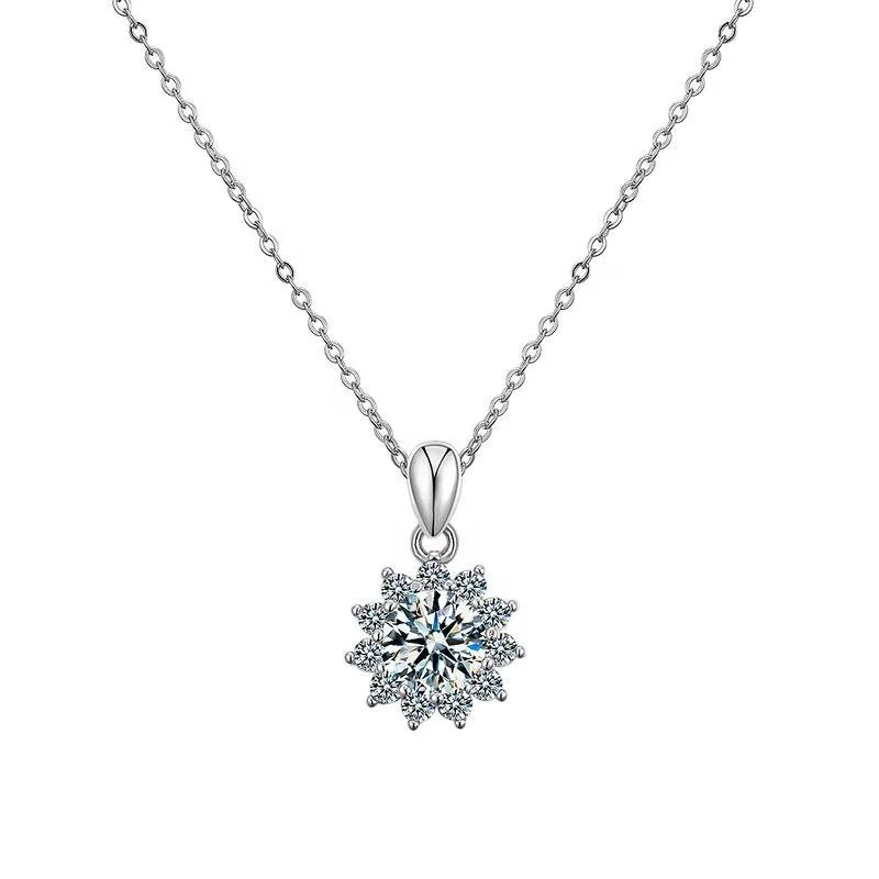 Women's Luxury Style Sunflower Pendant 925 Sterling Silver K18 Gold Plated Diamond Necklace, White
Women's Luxury Style Sunflower Pendant 925 Sterling Silver K18 Gold Plated Diamond Necklace, White
