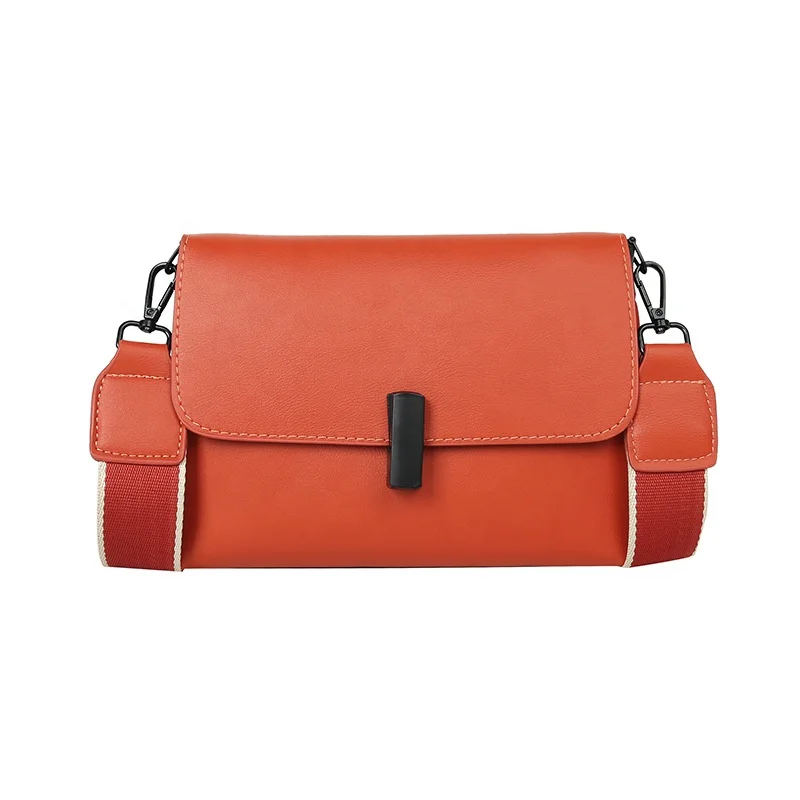 Women's spring and summer European and American retro fashion simple one-shoulder messenger large-capacity bag
Women's spring and summer European and American retro fashion simple one-shoulder messenger large-capacity bag