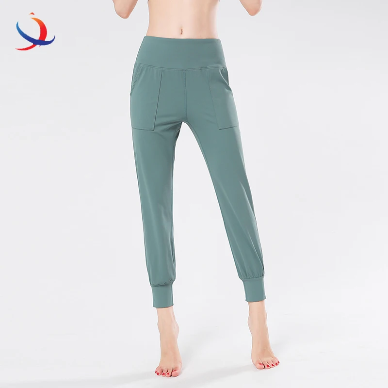 Wholesale sexy girl full length tight elastic quick-drying activewear leggings breathable women yoga pants with phone pocket
Wholesale sexy girl full length tight elastic quick-drying activewear leggings breathable women yoga pants with phone pocket