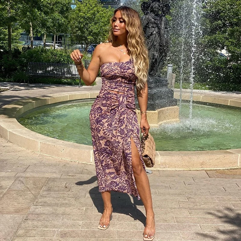 Autumn 2021 sexy ladies one shoulder full print crop top & bodycon high split dress set
Autumn 2021 sexy ladies one shoulder full print crop top & bodycon high split dress set