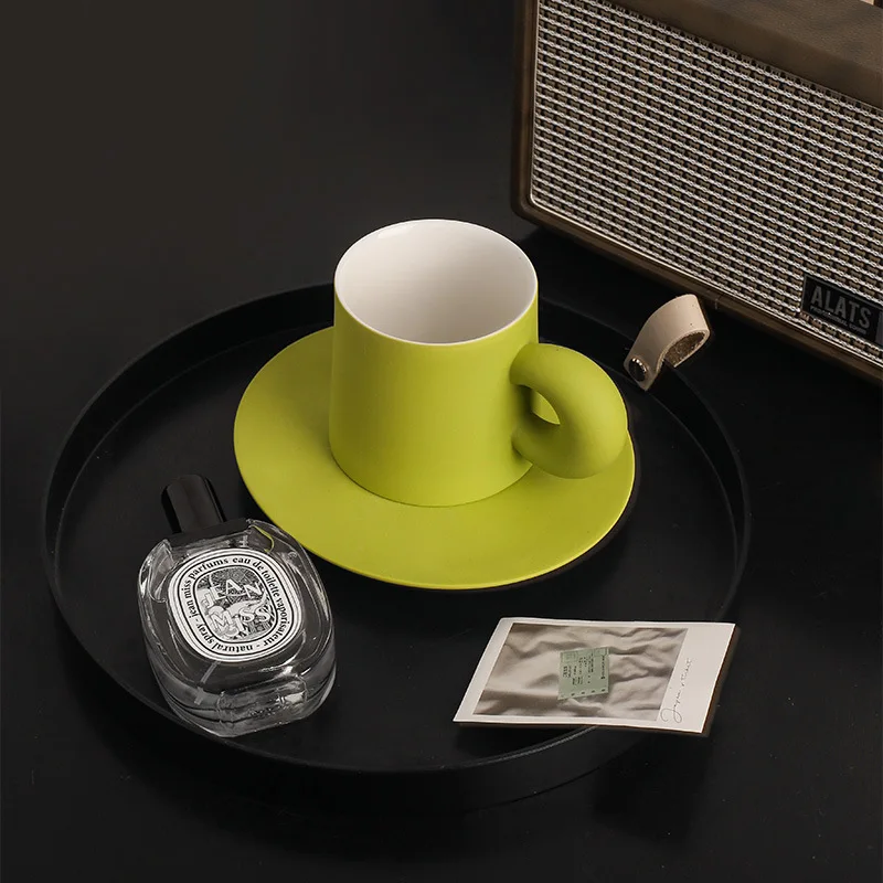 Amazon Nordic style light luxury electroplated mug home creative ceramic cup gift box lovers coffee drinking mug, Silver/blue/yellow/green
Amazon Nordic style light luxury electroplated mug home creative ceramic cup gift box lovers coffee drinking mug, Silver/blue/yellow/green