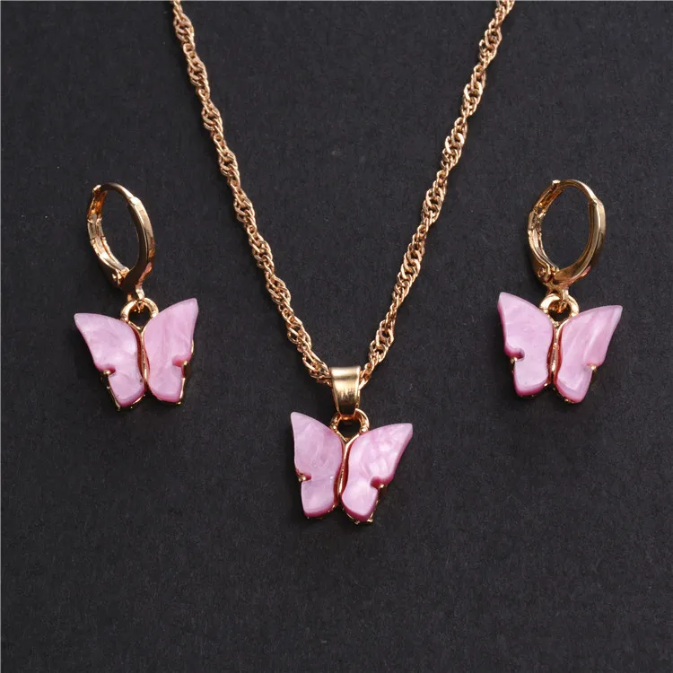 Wholesale 2020 jewelry trend gold plated earring and necklace set butterfly necklace jewelry
Wholesale 2020 jewelry trend gold plated earring and necklace set butterfly necklace jewelry