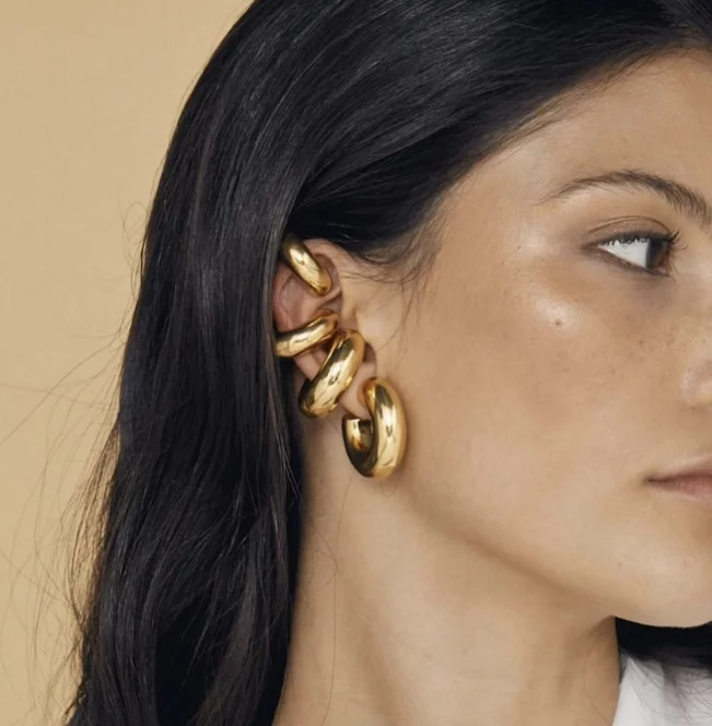Punk Style Gold Plated Stainless Steel Thick Hollow Hoop Earrings Wide Tube Chunky Ear Cuff for Women
Punk Style Gold Plated Stainless Steel Thick Hollow Hoop Earrings Wide Tube Chunky Ear Cuff for Women