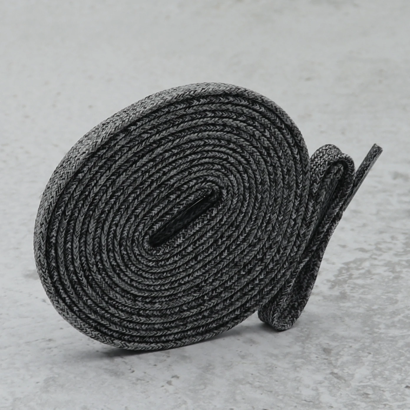 Weiou Flat variegated Shoelaces 7 colors optional High quality of polyester flat mesh colorful shoelace
Weiou Flat variegated Shoelaces 7 colors optional High quality of polyester flat mesh colorful shoelace