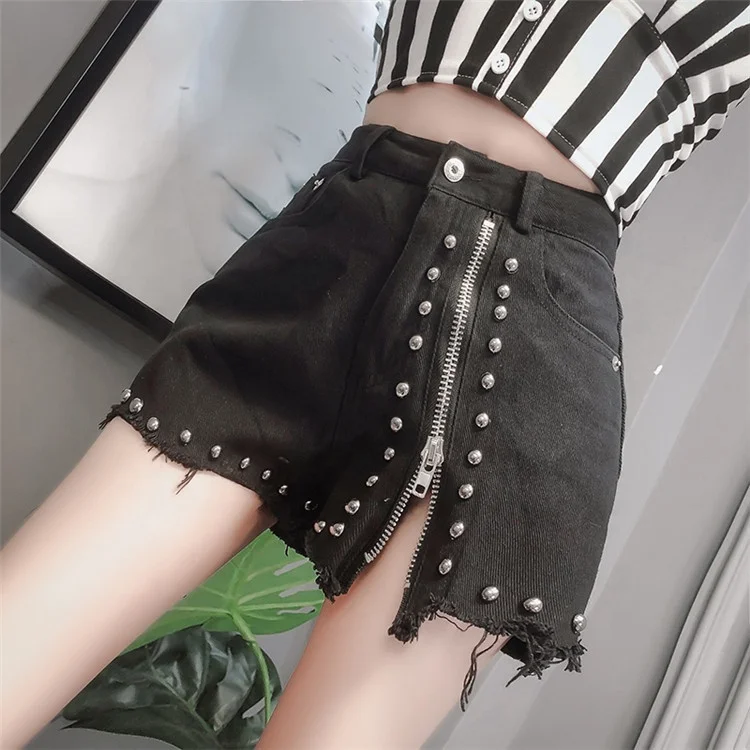B61477A The 2019 summer Korean version of loose and high-waisted skinny denim short wide leg hot pants
B61477A The 2019 summer Korean version of loose and high-waisted skinny denim short wide leg hot pants