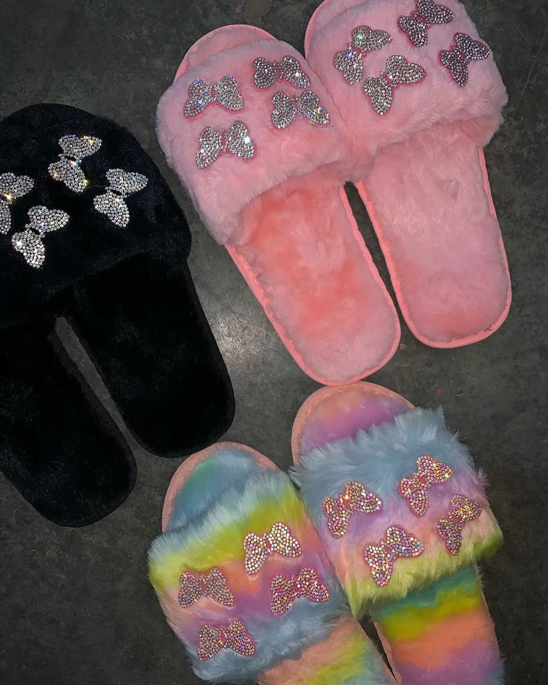 wholesale ladies fluffy sandals fur slides women casual shoes hot slides women furry slippers
wholesale ladies fluffy sandals fur slides women casual shoes hot slides women furry slippers