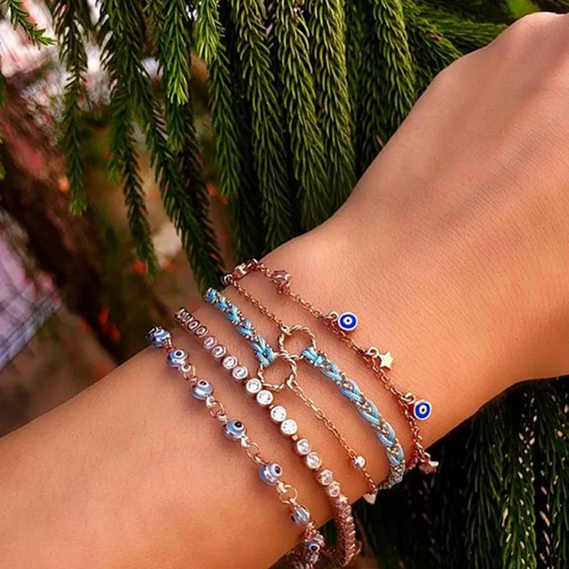 New Creative Turkish Devil Eye Bracelet Fashion 4 Pieces Set with Diamond Handmade Bracelet for Girls Bohemian Wrist Chain, As the pics
New Creative Turkish Devil Eye Bracelet Fashion 4 Pieces Set with Diamond Handmade Bracelet for Girls Bohemian Wrist Chain, As the pics