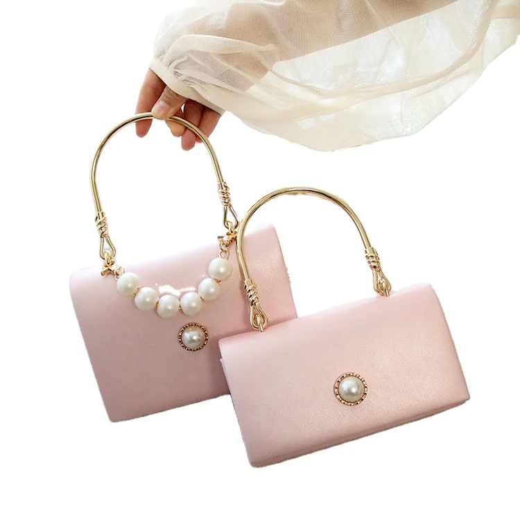 2021 High Quality Dress Matching Fabulous Gorgeous Quality Hardware Clutch Purses Pink Pearl Handbag For Women (LF345)
2021 High Quality Dress Matching Fabulous Gorgeous Quality Hardware Clutch Purses Pink Pearl Handbag For Women (LF345)