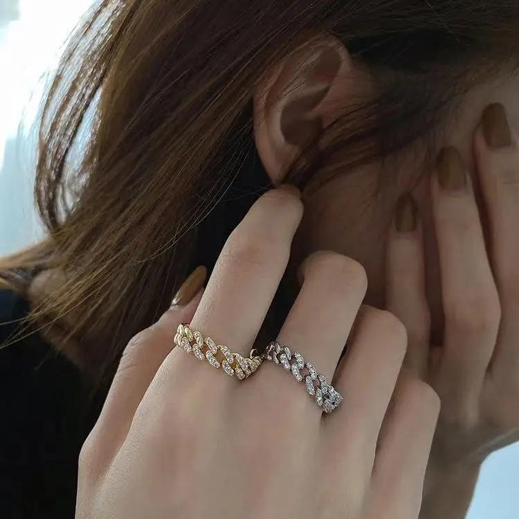Trendy 18k Gold Plated Full Crystal Rhinestone Open Ring Simple Adjustable CZ Zirconia Link Chain Finger Rings
Trendy 18k Gold Plated Full Crystal Rhinestone Open Ring Simple Adjustable CZ Zirconia Link Chain Finger Rings