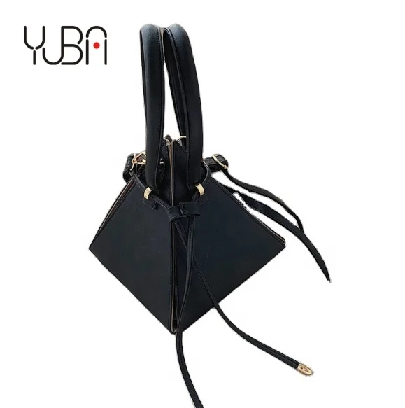 2021 Designer Bags Famous Brand Triangle Shape chain bucket cross body bucket hand bags women handbags, Customizable
2021 Designer Bags Famous Brand Triangle Shape chain bucket cross body bucket hand bags women handbags, Customizable