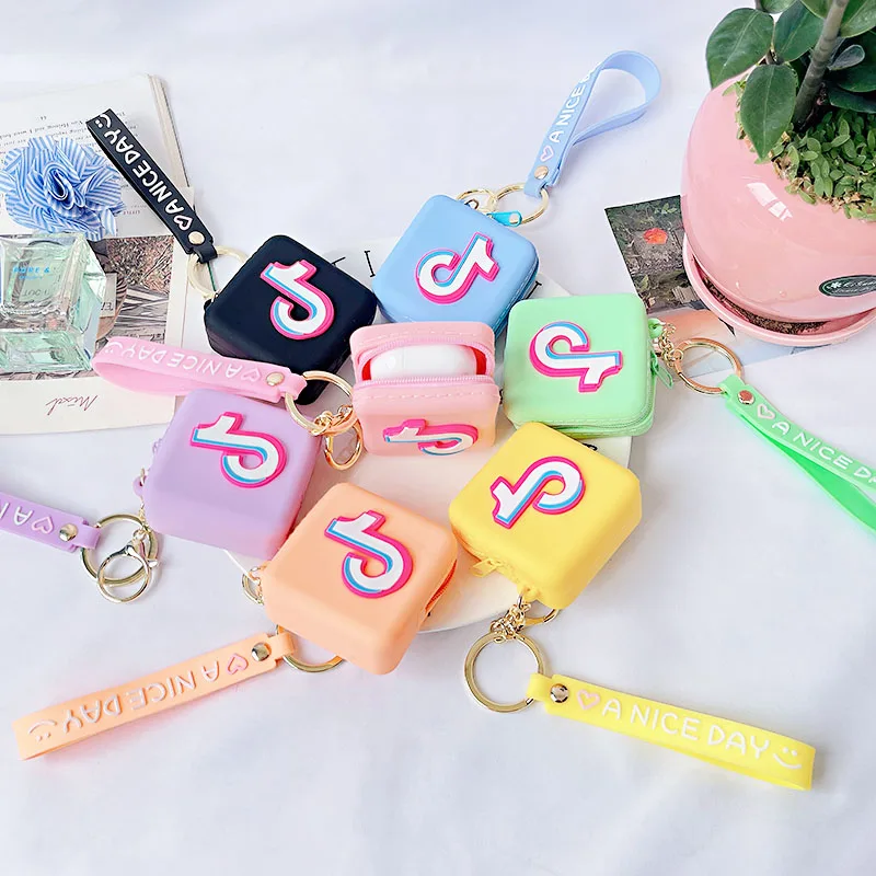 Ins Fashion Mini PVC Silicone Keychain Coin Jelly Purse Girls Designer Tiktok Square Coin Purses for Kids, Colorful
Ins Fashion Mini PVC Silicone Keychain Coin Jelly Purse Girls Designer Tiktok Square Coin Purses for Kids, Colorful