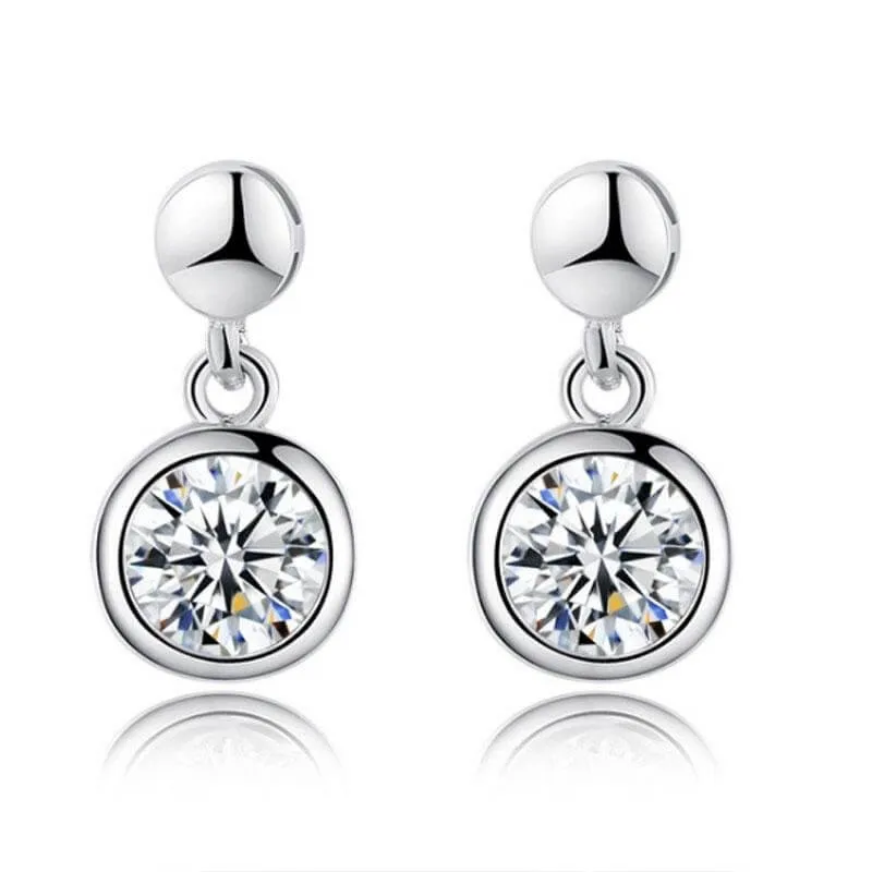 Fashion 925 Sterling Silver Round Cut Bezel Stud Drop Earrings Silver Dangle Earring Women Engagement Wedding Party Jewelry
Fashion 925 Sterling Silver Round Cut Bezel Stud Drop Earrings Silver Dangle Earring Women Engagement Wedding Party Jewelry