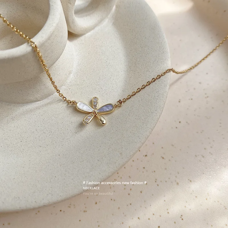 2022 Fashion Flower Pendant Titanium Stainless Steel Gold Plated Chain Fine Jewelry Necklaces For Women
2022 Fashion Flower Pendant Titanium Stainless Steel Gold Plated Chain Fine Jewelry Necklaces For Women