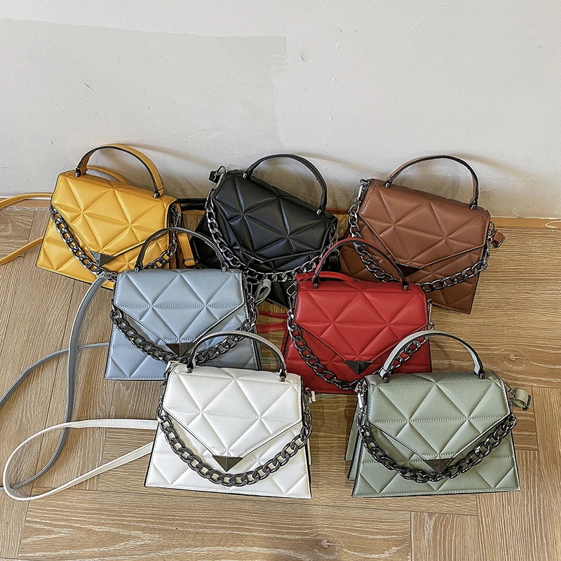 2021 new fashion trend Single Shoulder Messenger Bag latest tote bag portable small square handbags for women, Black,red,brown and customzied
2021 new fashion trend Single Shoulder Messenger Bag latest tote bag portable small square handbags for women, Black,red,brown and customzied