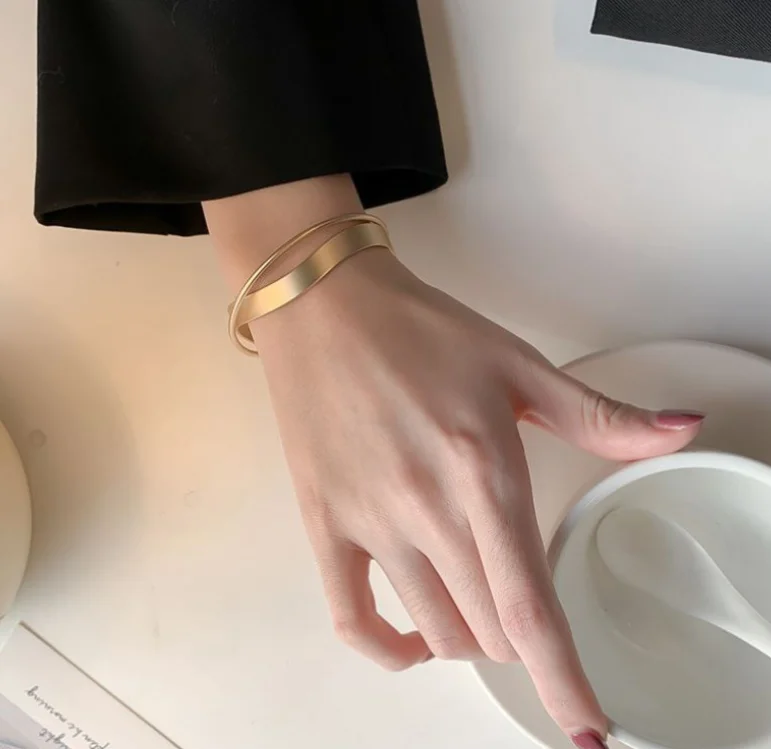 geometry cross simple dumb gold metal texture open Bangle Men For Women Jewelry Gift bracelet
geometry cross simple dumb gold metal texture open Bangle Men For Women Jewelry Gift bracelet