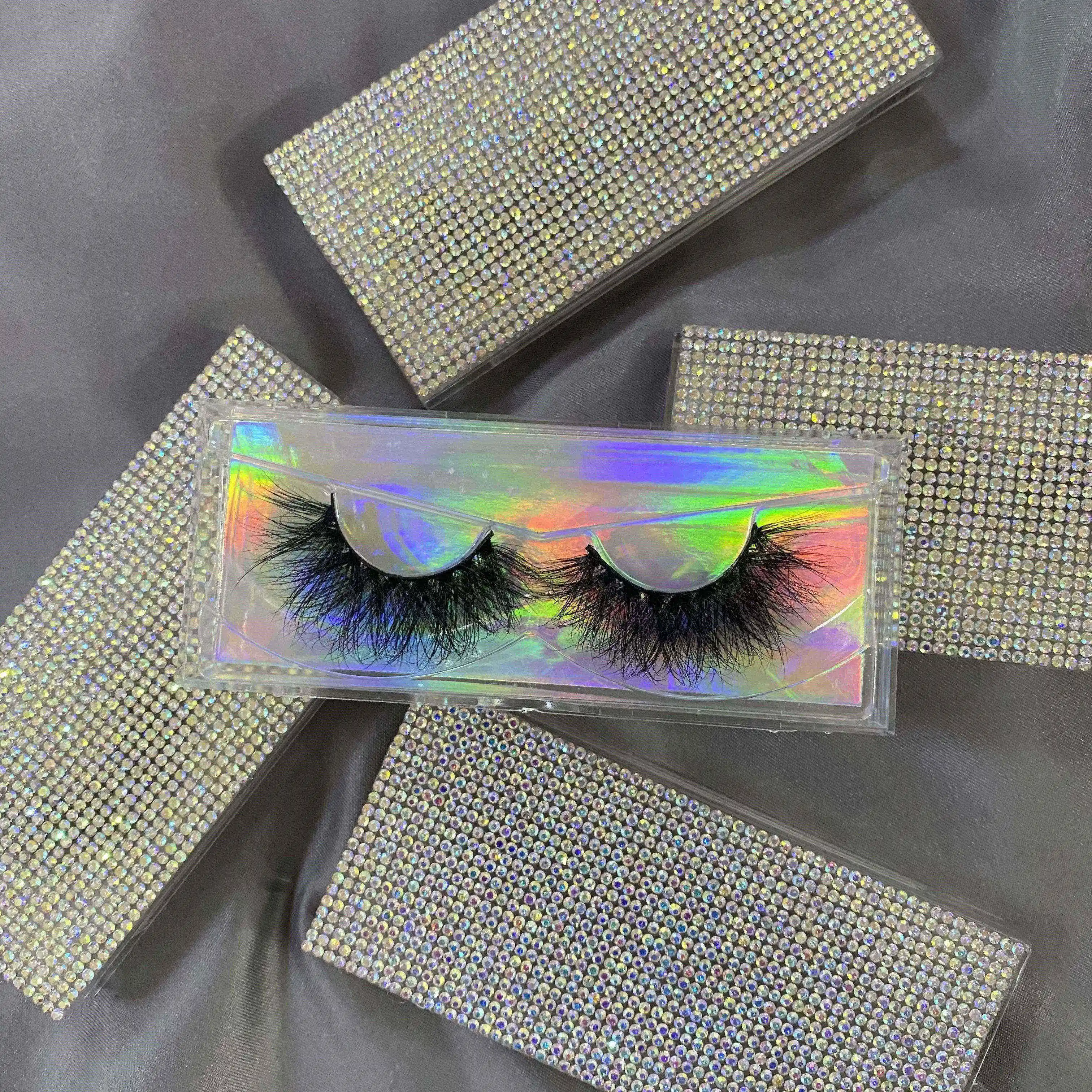 Custom luxury rhinestone eyelash cases fluffy 25 mm 3d mink eyelash wholesale glitter lashbox packaging with logo, Natural black
Custom luxury rhinestone eyelash cases fluffy 25 mm 3d mink eyelash wholesale glitter lashbox packaging with logo, Natural black