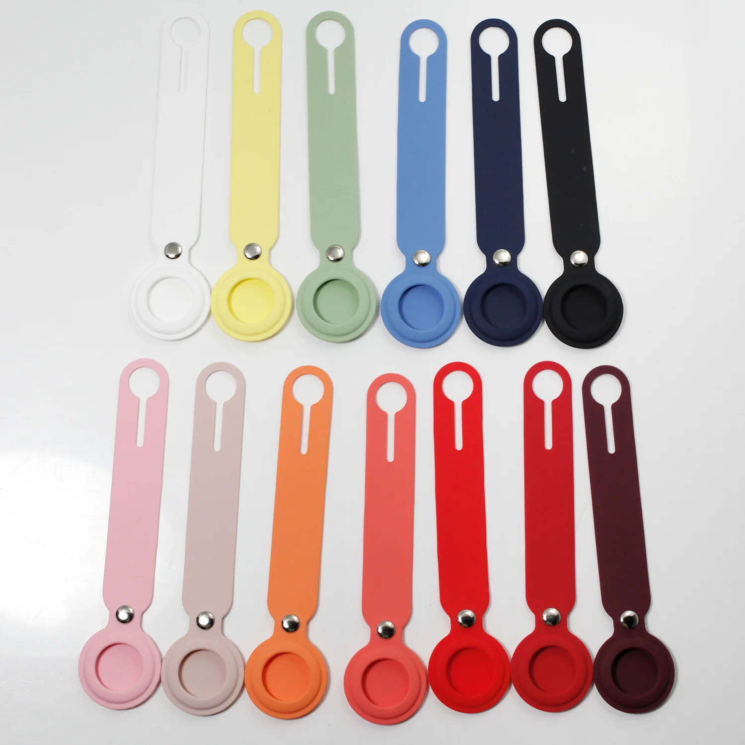 Stock Colorful Elastic Silicon Key Holder Durable Rubber For Airtags Case Phone Accessories 2021, Customized color
Stock Colorful Elastic Silicon Key Holder Durable Rubber For Airtags Case Phone Accessories 2021, Customized color