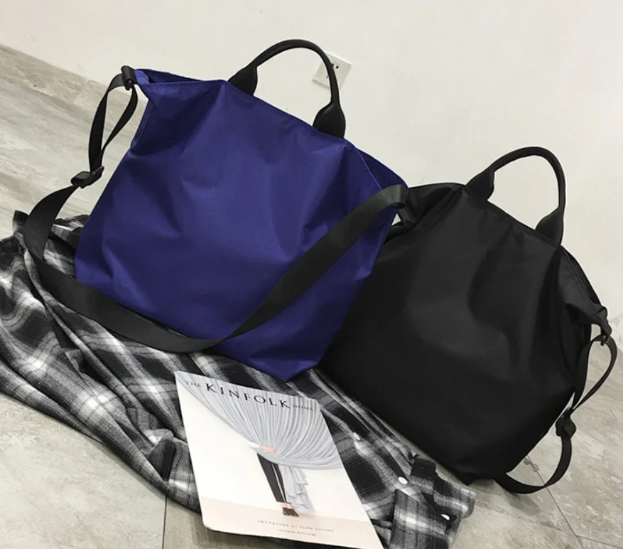 Wholesale fashion blue and black color nylon ladies large hand bag good quality travelling hand carry and cross body bag, As photo
Wholesale fashion blue and black color nylon ladies large hand bag good quality travelling hand carry and cross body bag, As photo