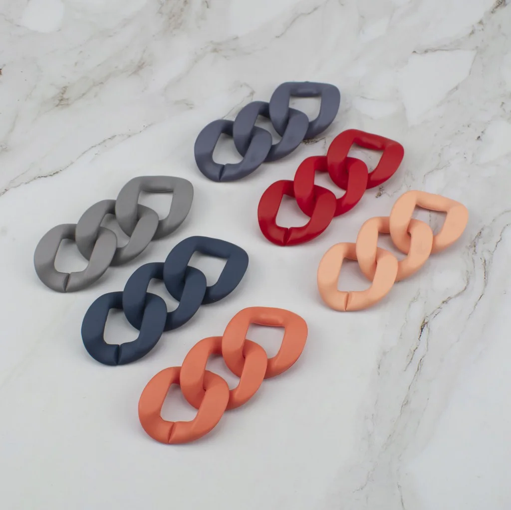 REWIN Matte Multicolor Frosted Acrylic Cuban Chain Link Single Plastic Resin Pieces for Cup Holder, 18 colors in stock
REWIN Matte Multicolor Frosted Acrylic Cuban Chain Link Single Plastic Resin Pieces for Cup Holder, 18 colors in stock