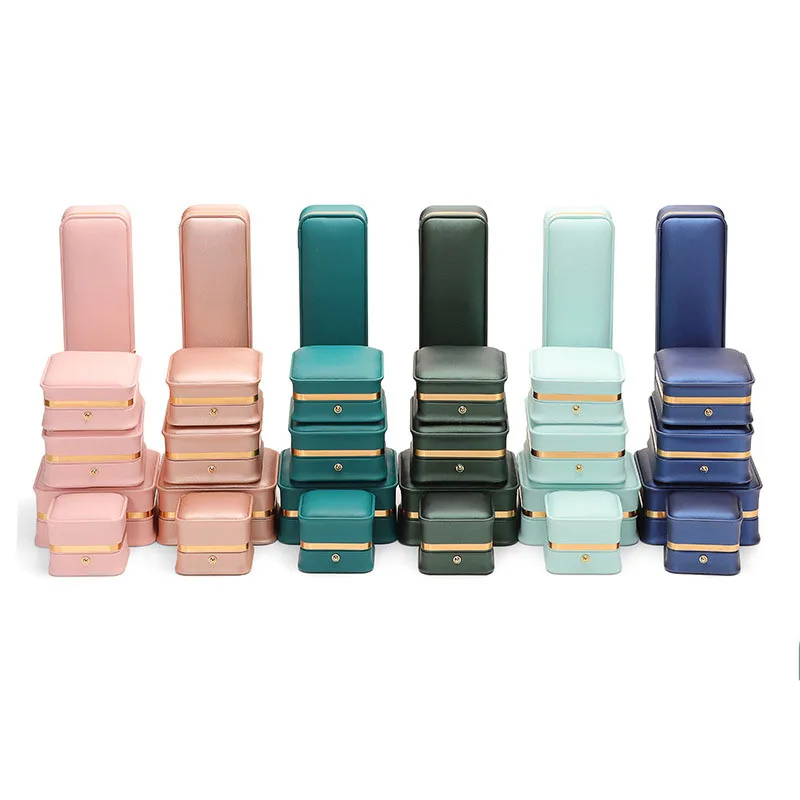 Luxury Earrings Rings Bracelet Necklaces Wedding Jewelry Gift Box Packaging Display Case Organizer Green PU Leather Jewelry Box
Luxury Earrings Rings Bracelet Necklaces Wedding Jewelry Gift Box Packaging Display Case Organizer Green PU Leather Jewelry Box