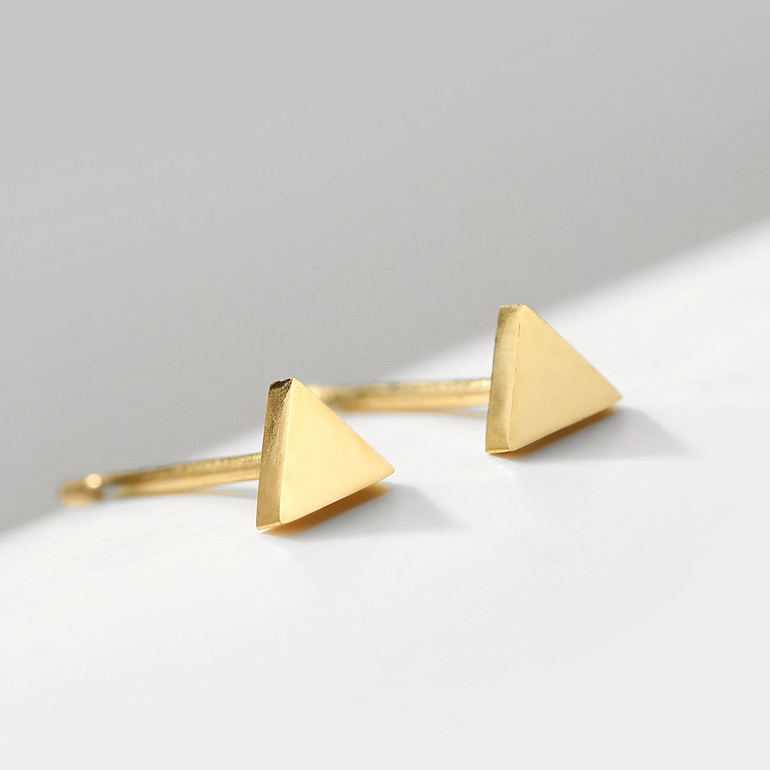 Cute Women Pink Gold Plated Stud Earring Stainless Steel Jewelry Ear Ring Fashion Dating Triangle Earings, Gold/silver/rose gold
Cute Women Pink Gold Plated Stud Earring Stainless Steel Jewelry Ear Ring Fashion Dating Triangle Earings, Gold/silver/rose gold