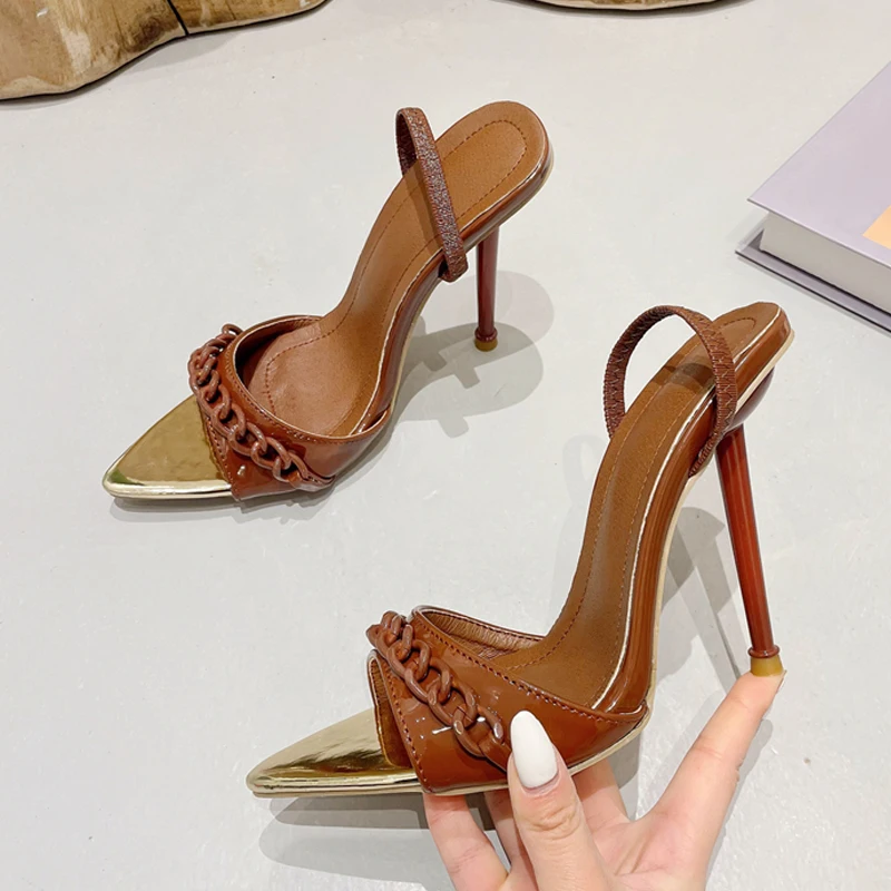 Sexy Pointed Toe Round Buckle Sandals Women Thin High Heel Shoes 2022 Summer New Fashion Slip-on Strippers Sandalias
Sexy Pointed Toe Round Buckle Sandals Women Thin High Heel Shoes 2022 Summer New Fashion Slip-on Strippers Sandalias